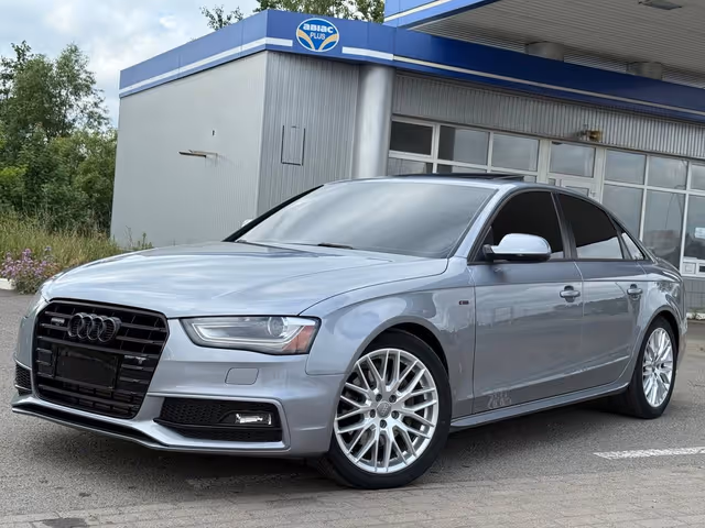 Audi A4 - фото 1