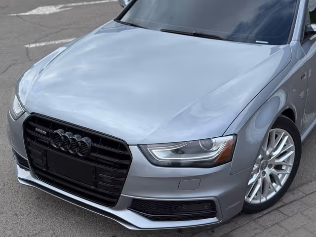 Audi A4 - фото 4