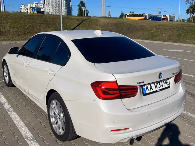 BMW 3 серії - фото 2