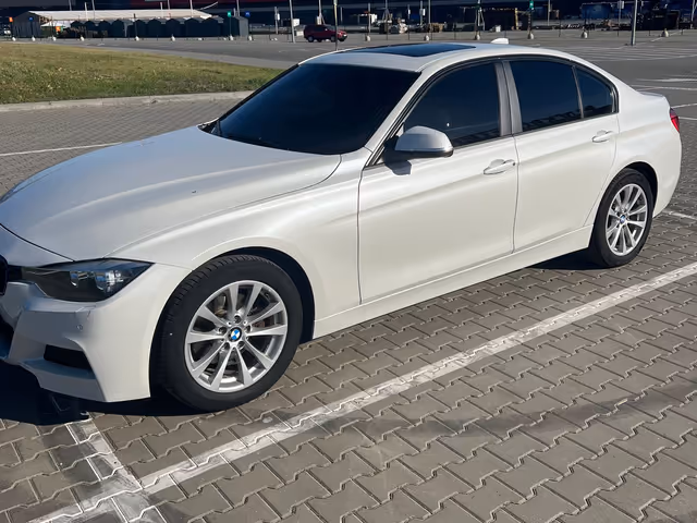 BMW 3 серії - фото 3