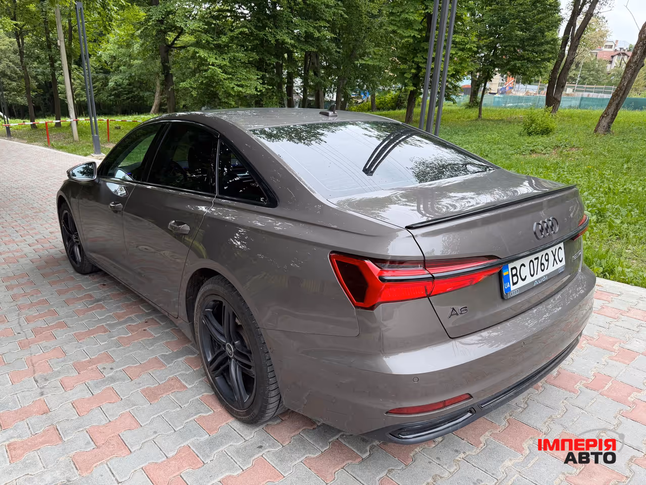 Audi A6 - фото 6