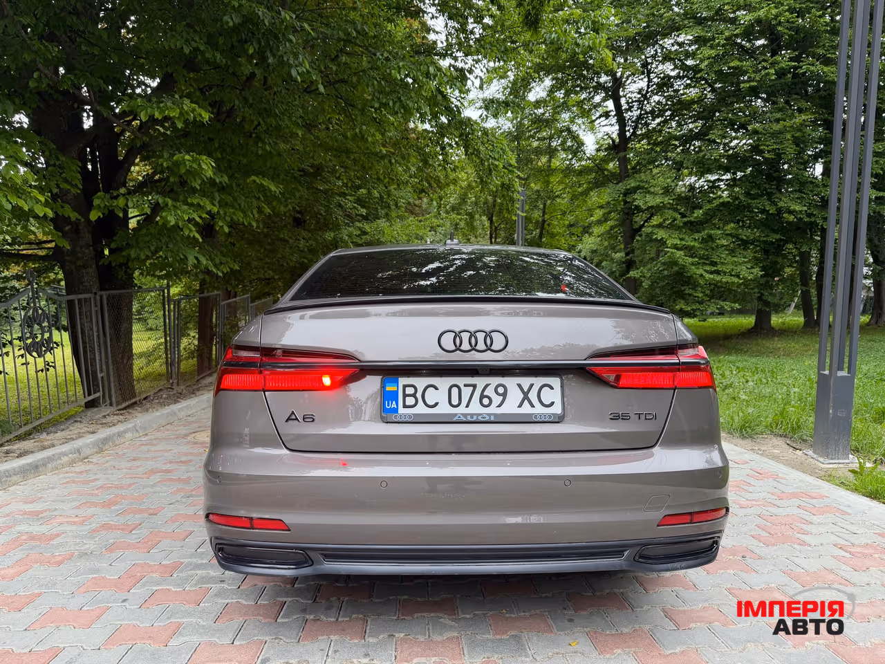 Audi A6 - фото 10