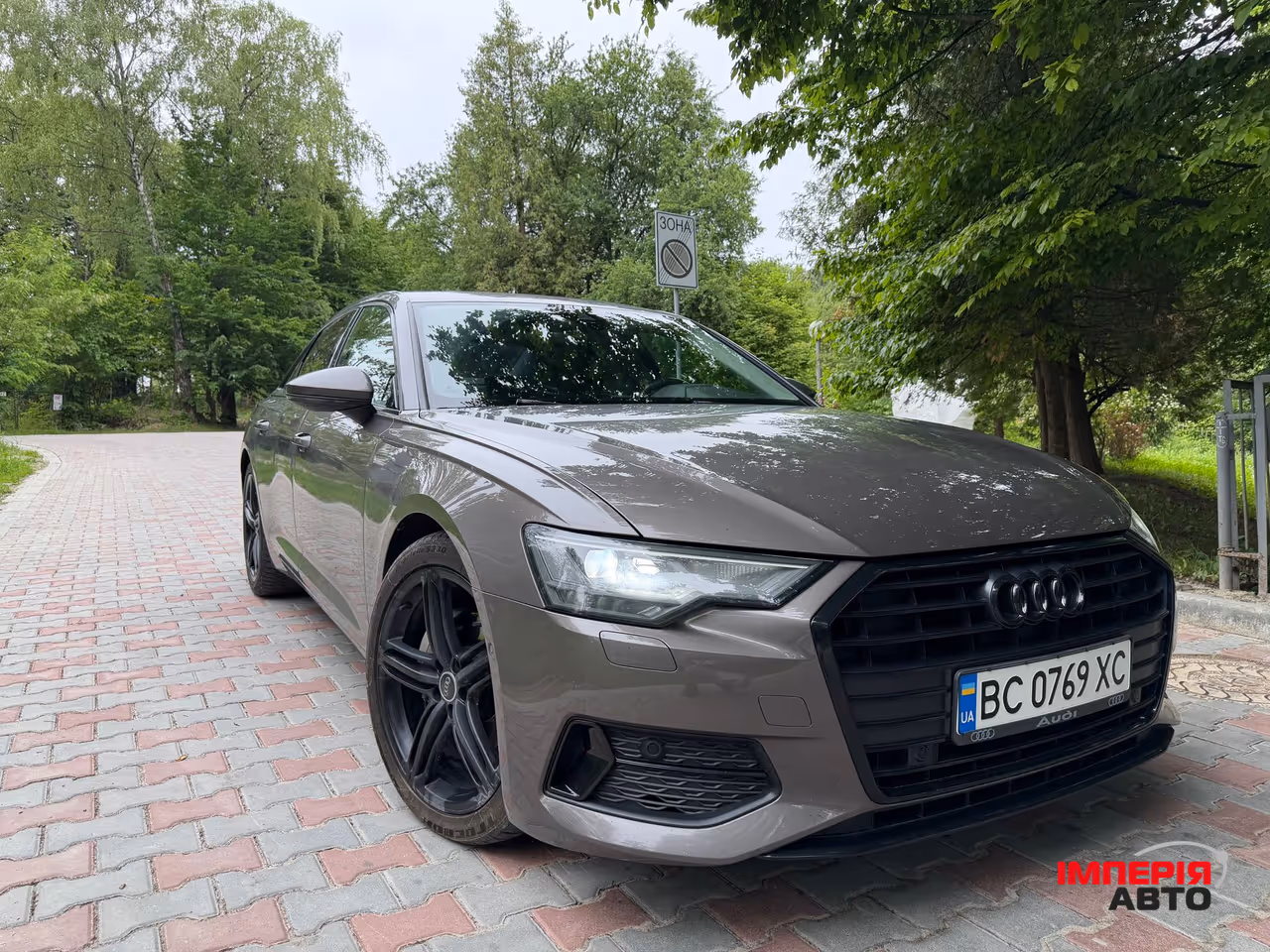 Audi A6 - фото 1