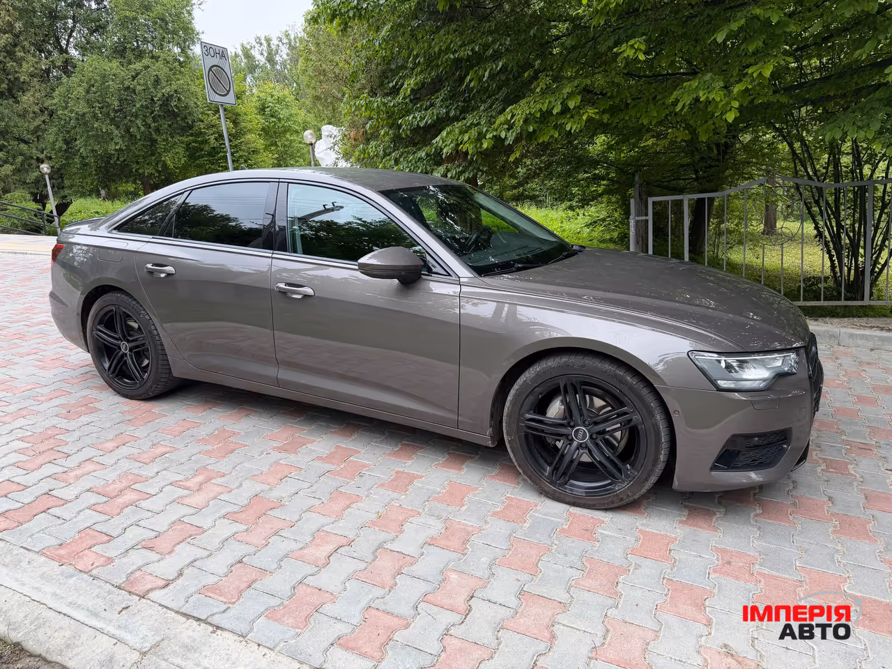 Audi A6 - фото 11