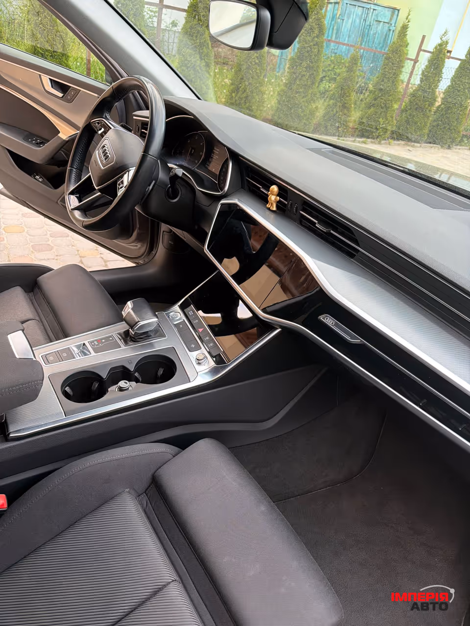 Audi A6 - фото 13
