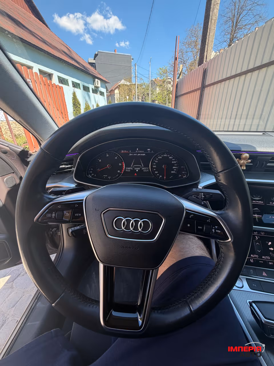 Audi A6 - фото 14