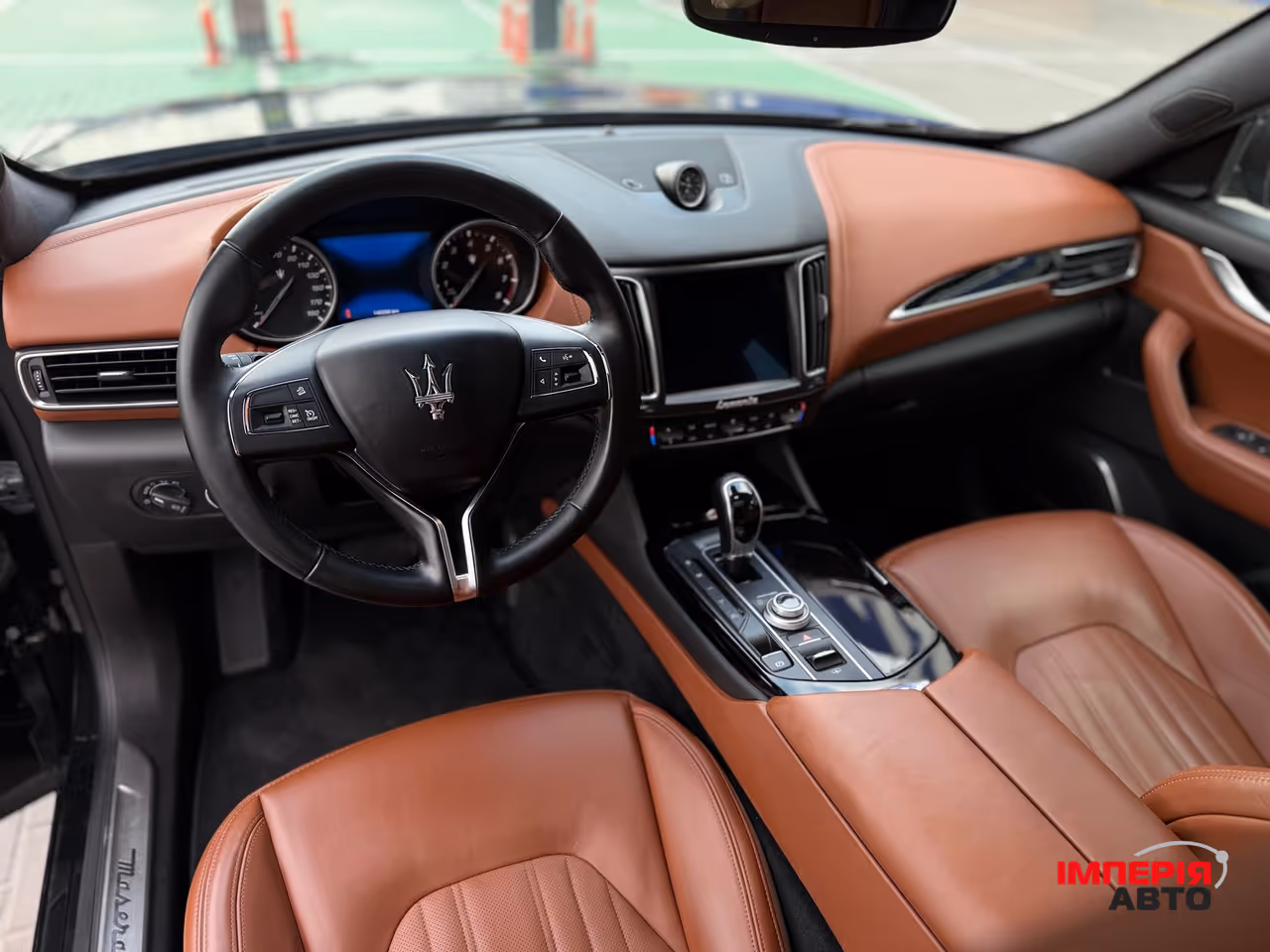 Maserati Levante - фото 10