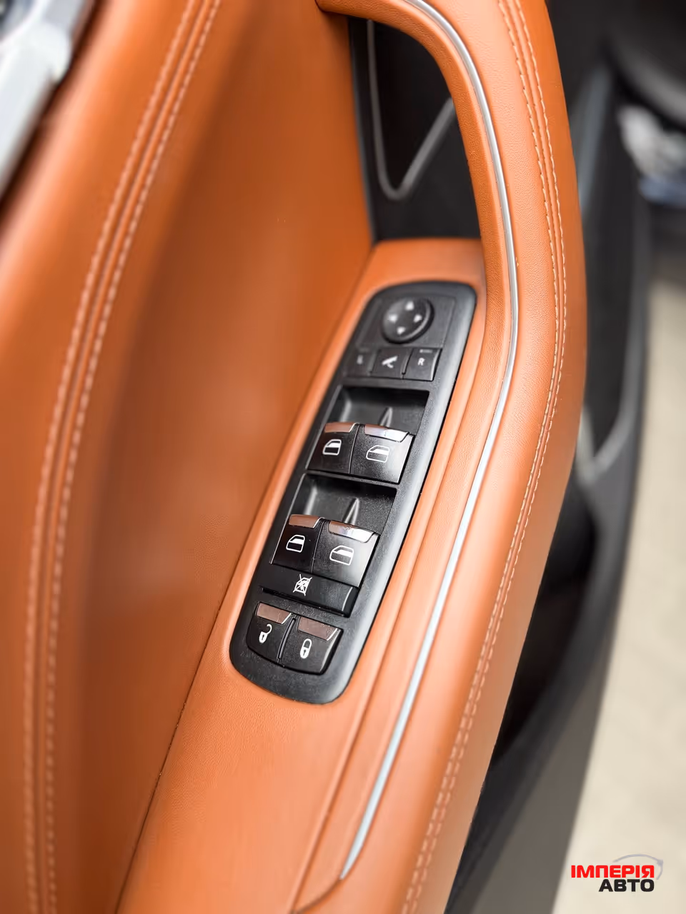 Maserati Levante - фото 13