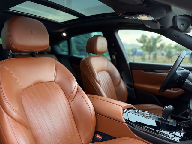 Maserati Levante - фото 4