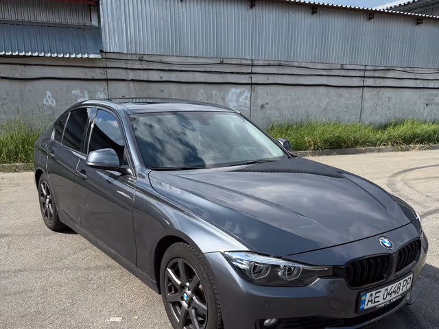 BMW 3 серії - фото 3