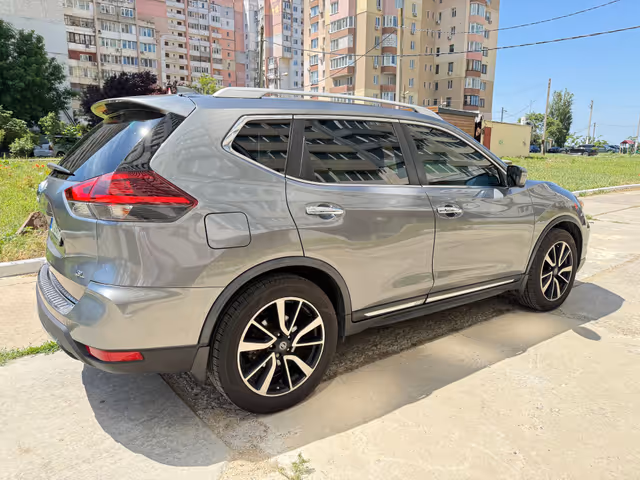 Nissan Rogue - фото 3
