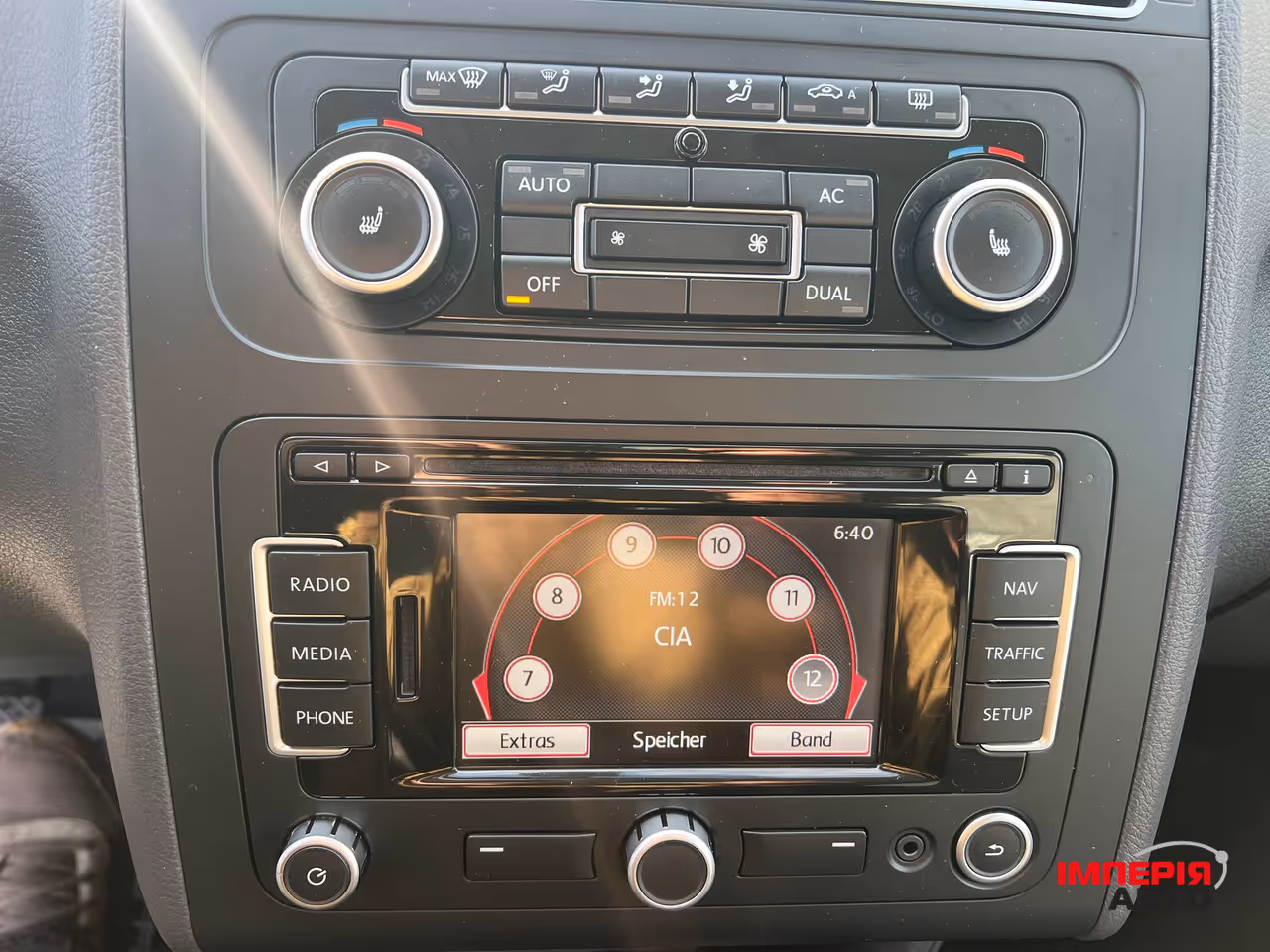 Volkswagen Touran - фото 20