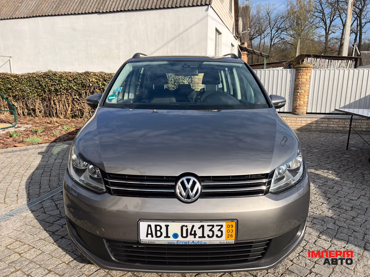 Volkswagen Touran - фото 4