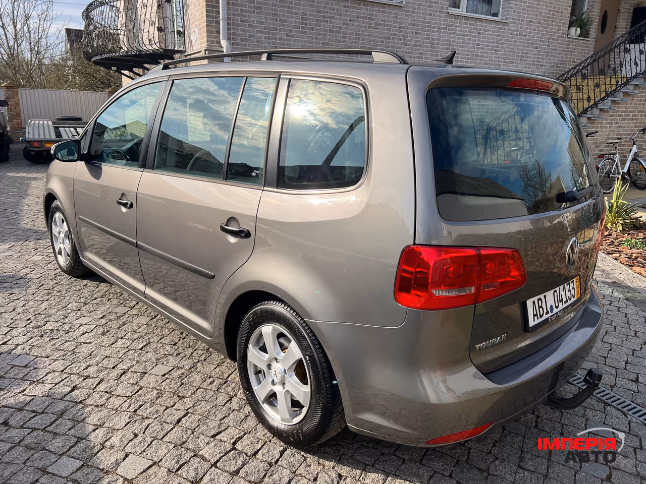 Volkswagen Touran - фото 10
