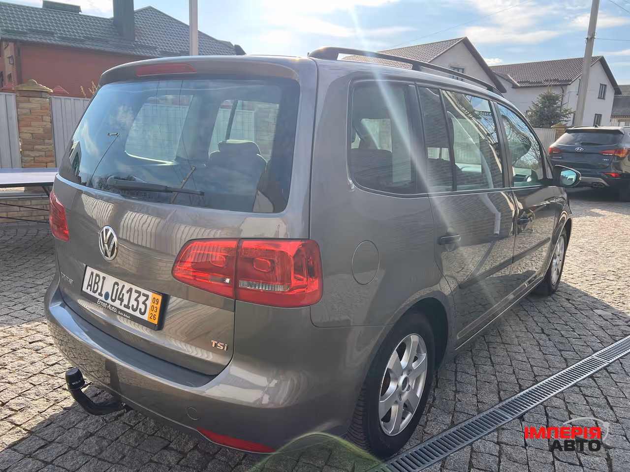 Volkswagen Touran - фото 11