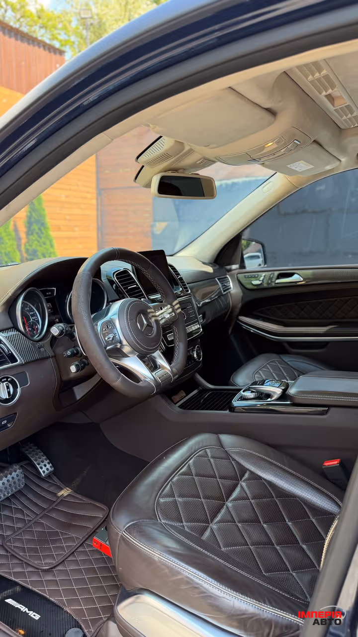 Mercedes-Benz GLS - фото 15