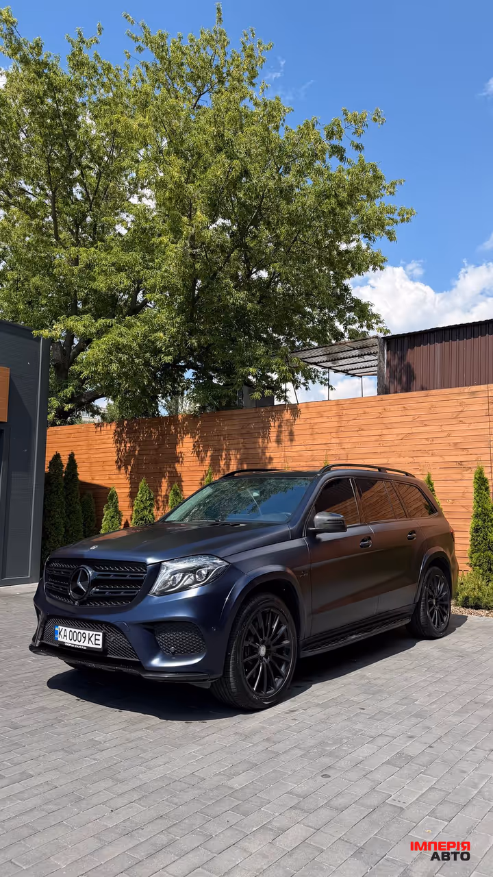 Mercedes-Benz GLS - фото 6