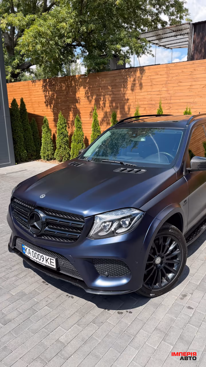 Mercedes-Benz GLS - фото 4