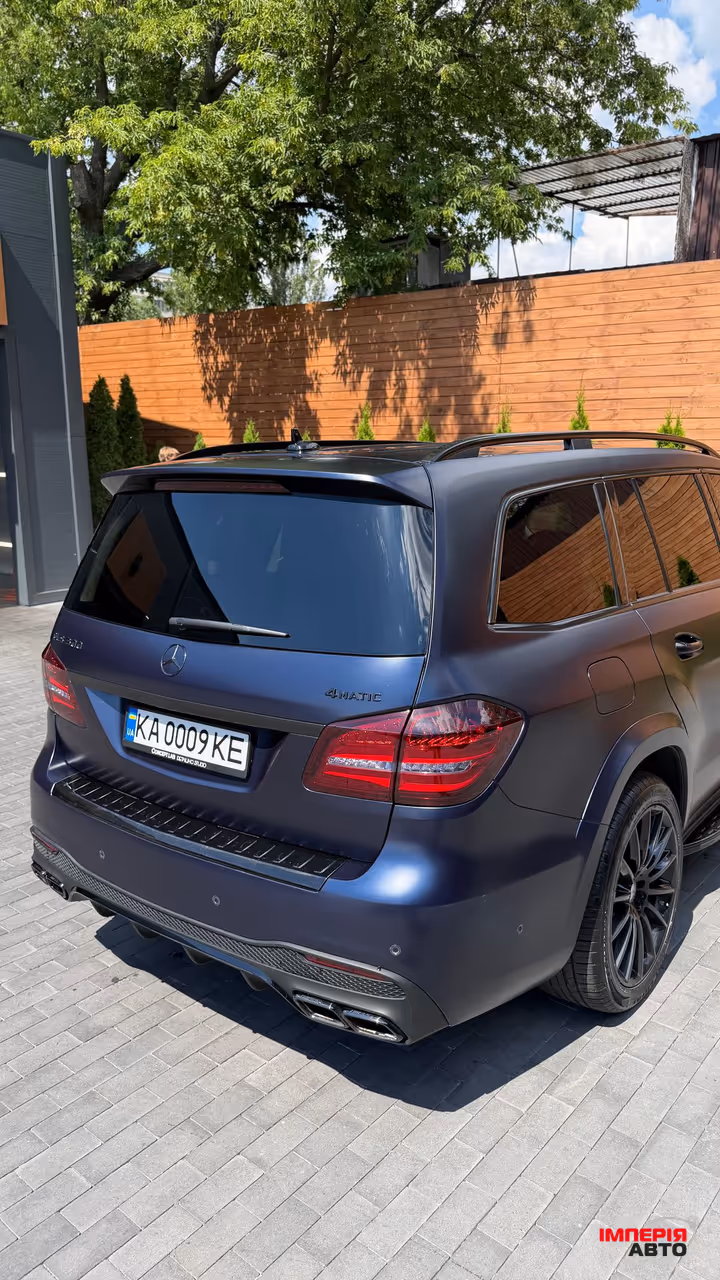 Mercedes-Benz GLS - фото 11