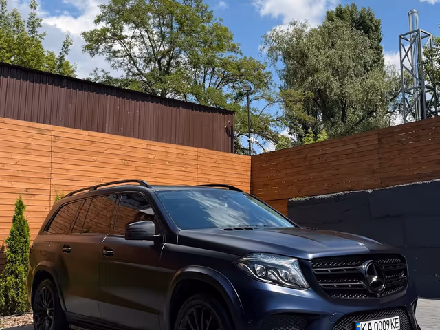 Mercedes-Benz GLS - фото 5