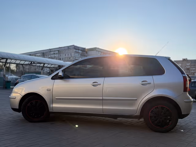 Volkswagen Polo - фото 4