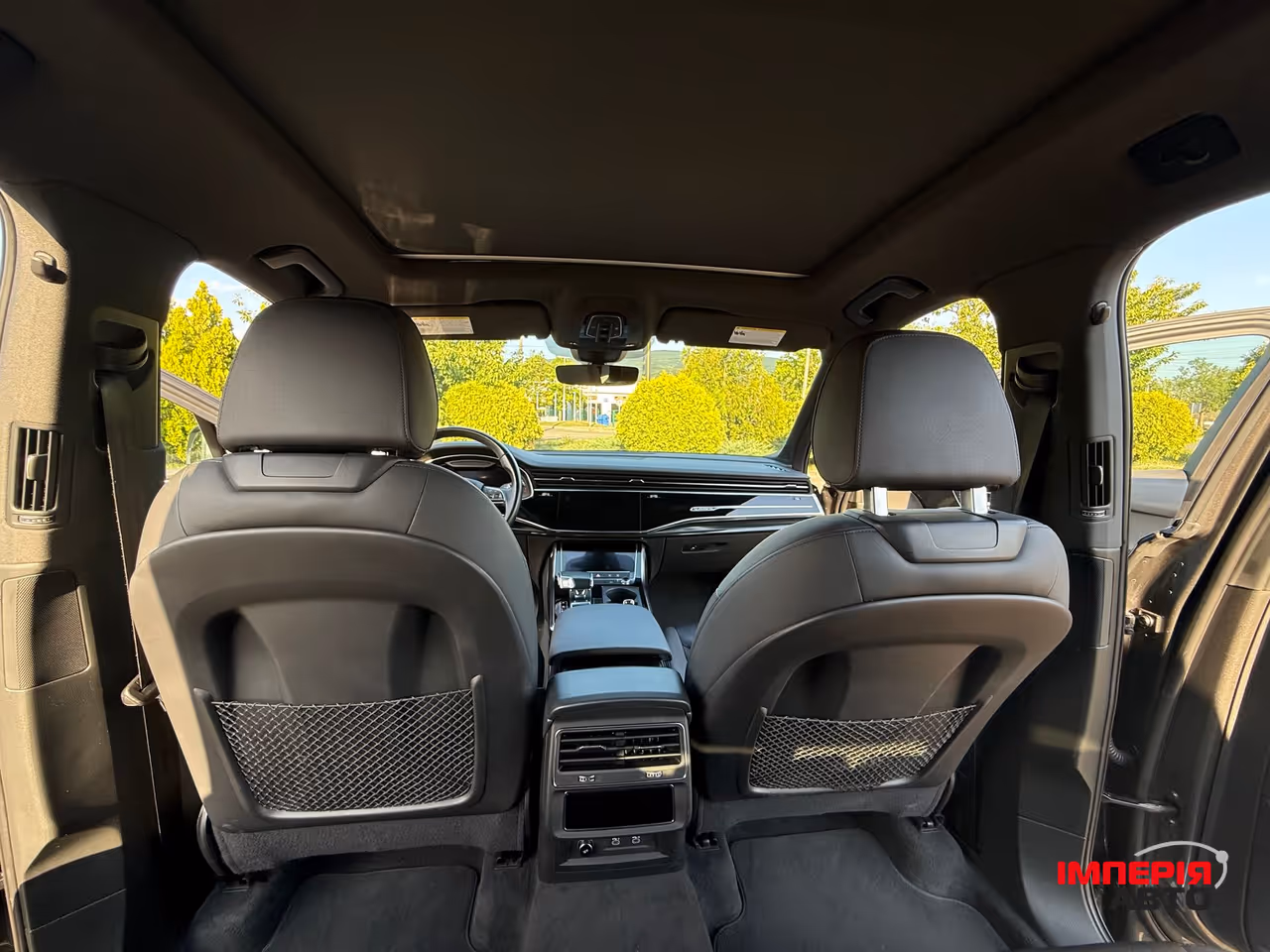 Audi Q7 - фото 7