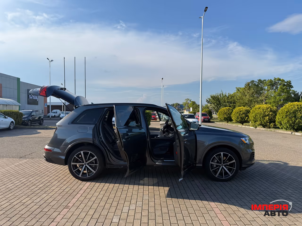 Audi Q7 - фото 6