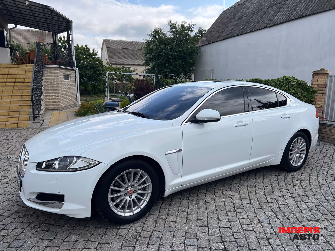 Jaguar XF - фото 45