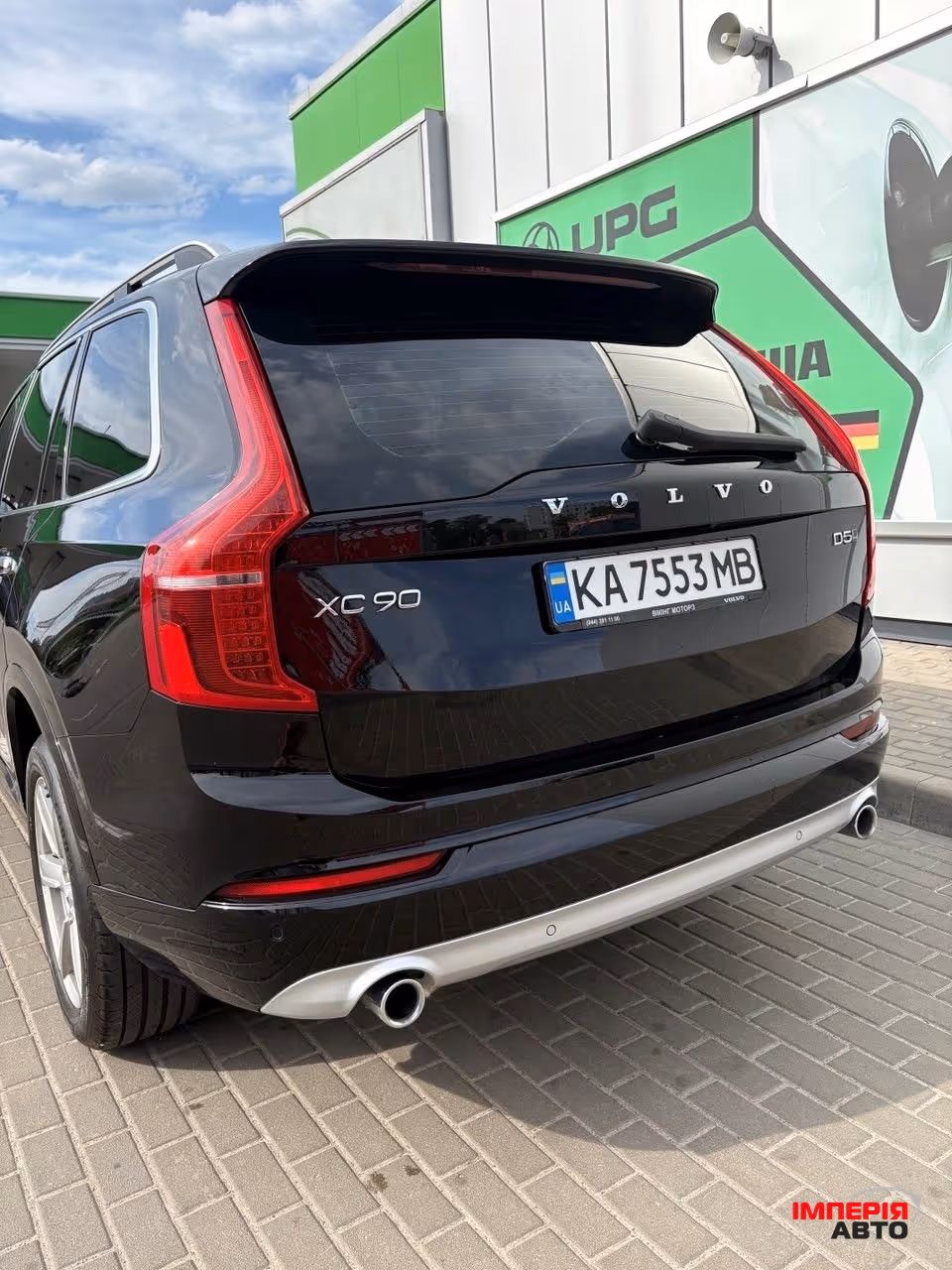 Volvo XC90 - фото 8