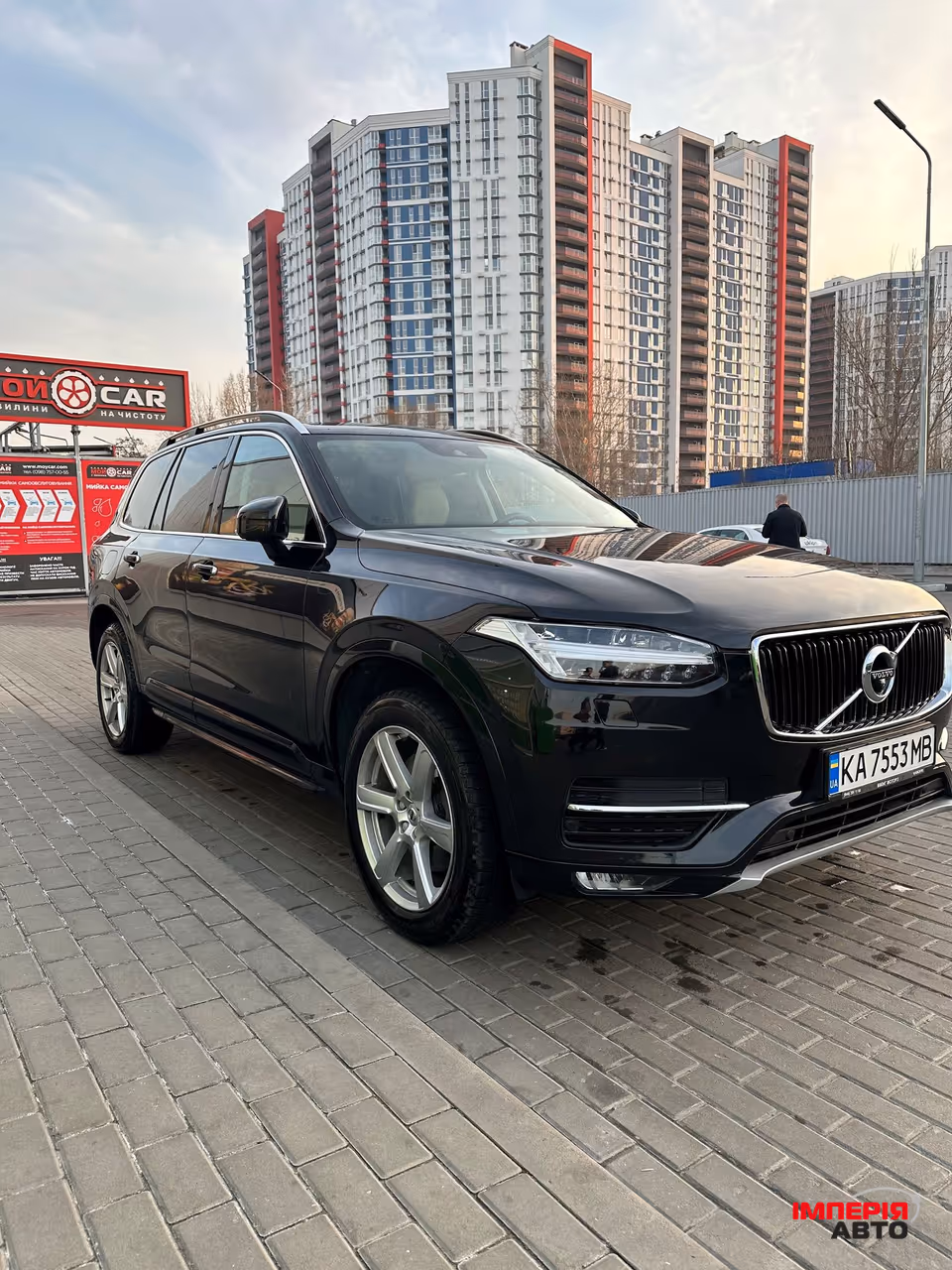 Volvo XC90 - фото 1