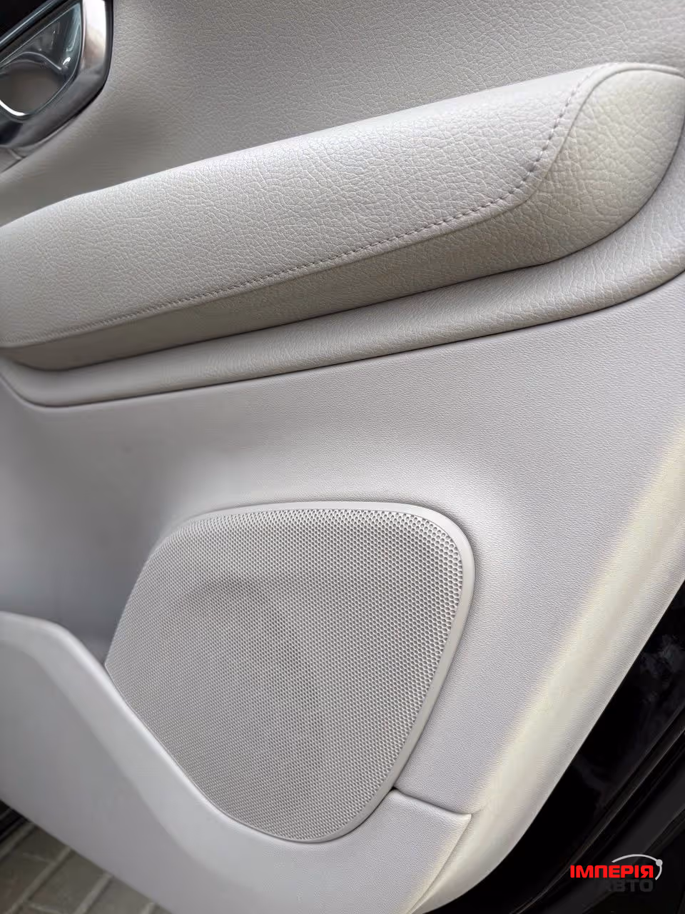 Volvo XC90 - фото 15