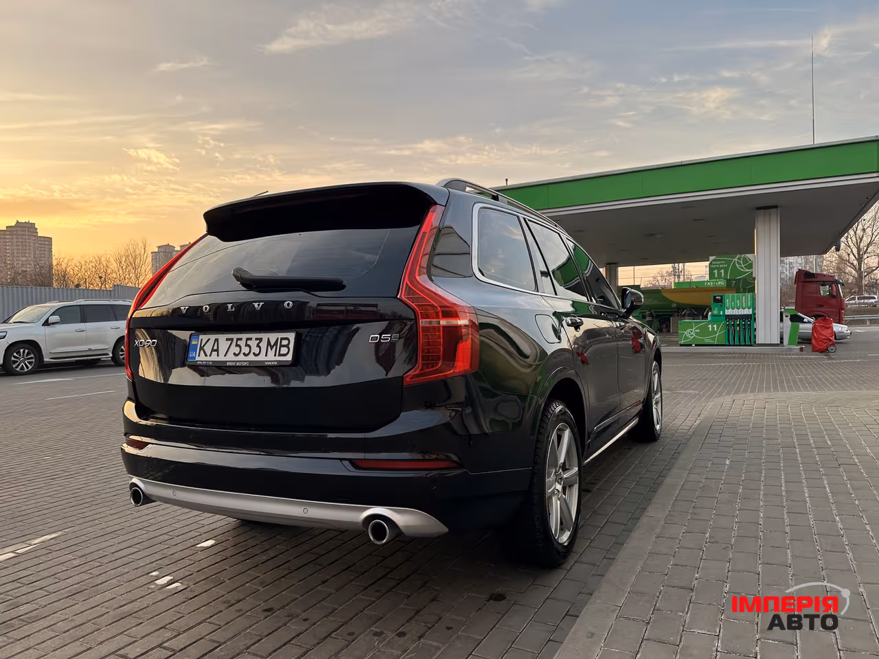 Volvo XC90 - фото 6