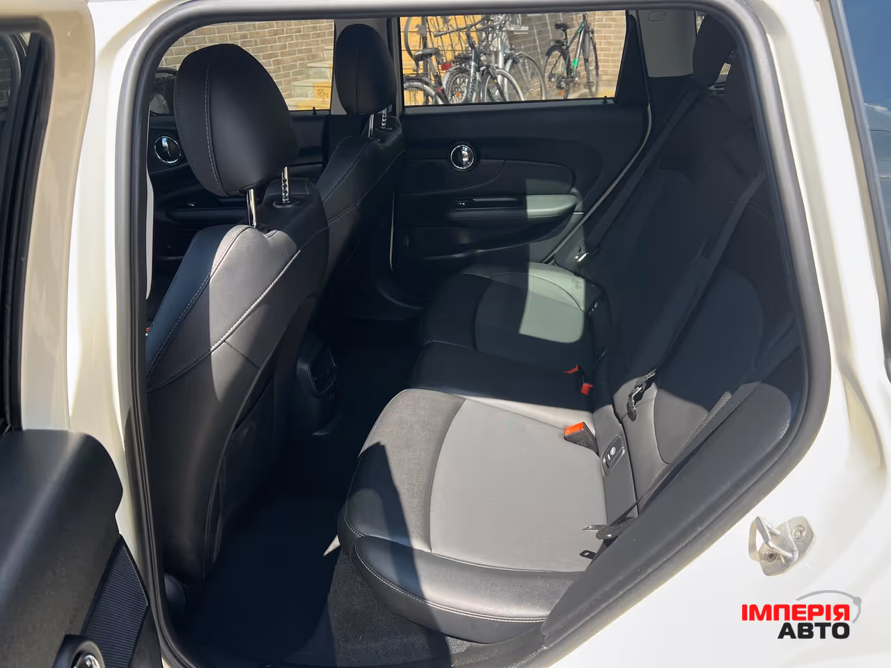 Mini Clubman - фото 21
