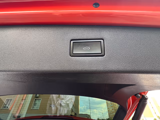 Volkswagen Tiguan - фото 3