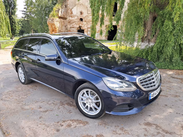 Mercedes-Benz E-Класс - фото 1