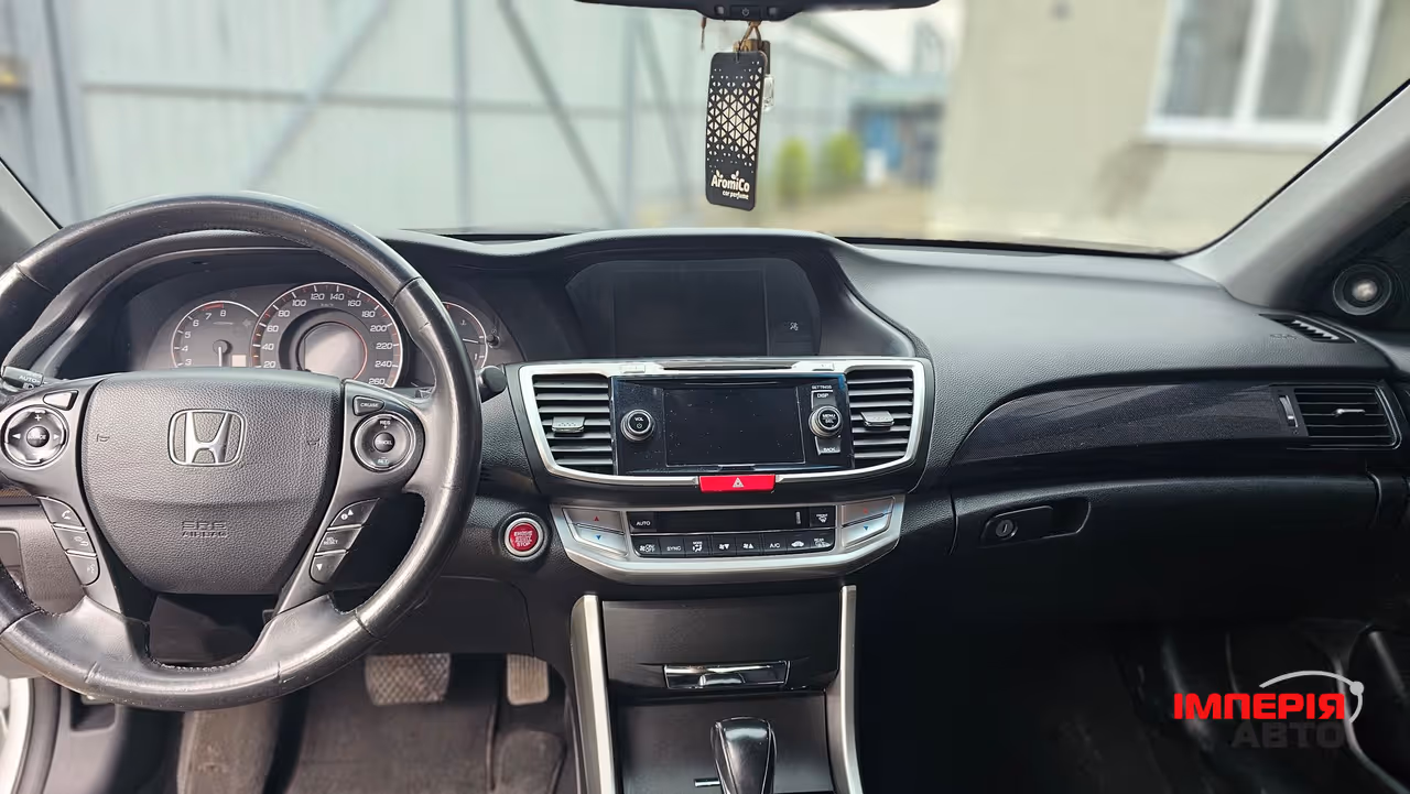 Honda Accord - фото 12