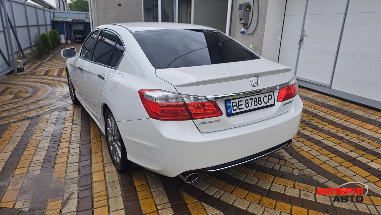 Honda Accord - фото 7