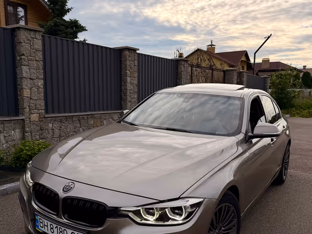 BMW 3 серії - фото 1