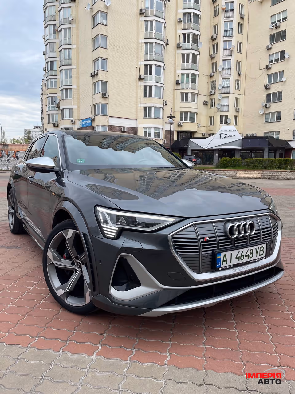 Audi e-tron S - фото 2
