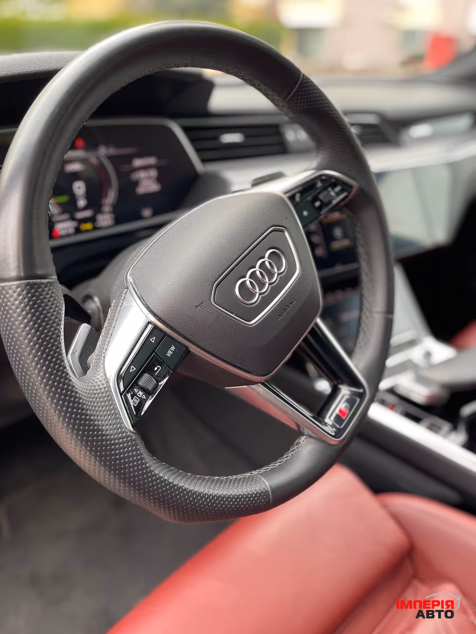 Audi e-tron S - фото 18