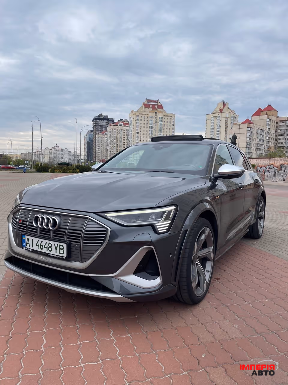 Audi e-tron S - фото 9