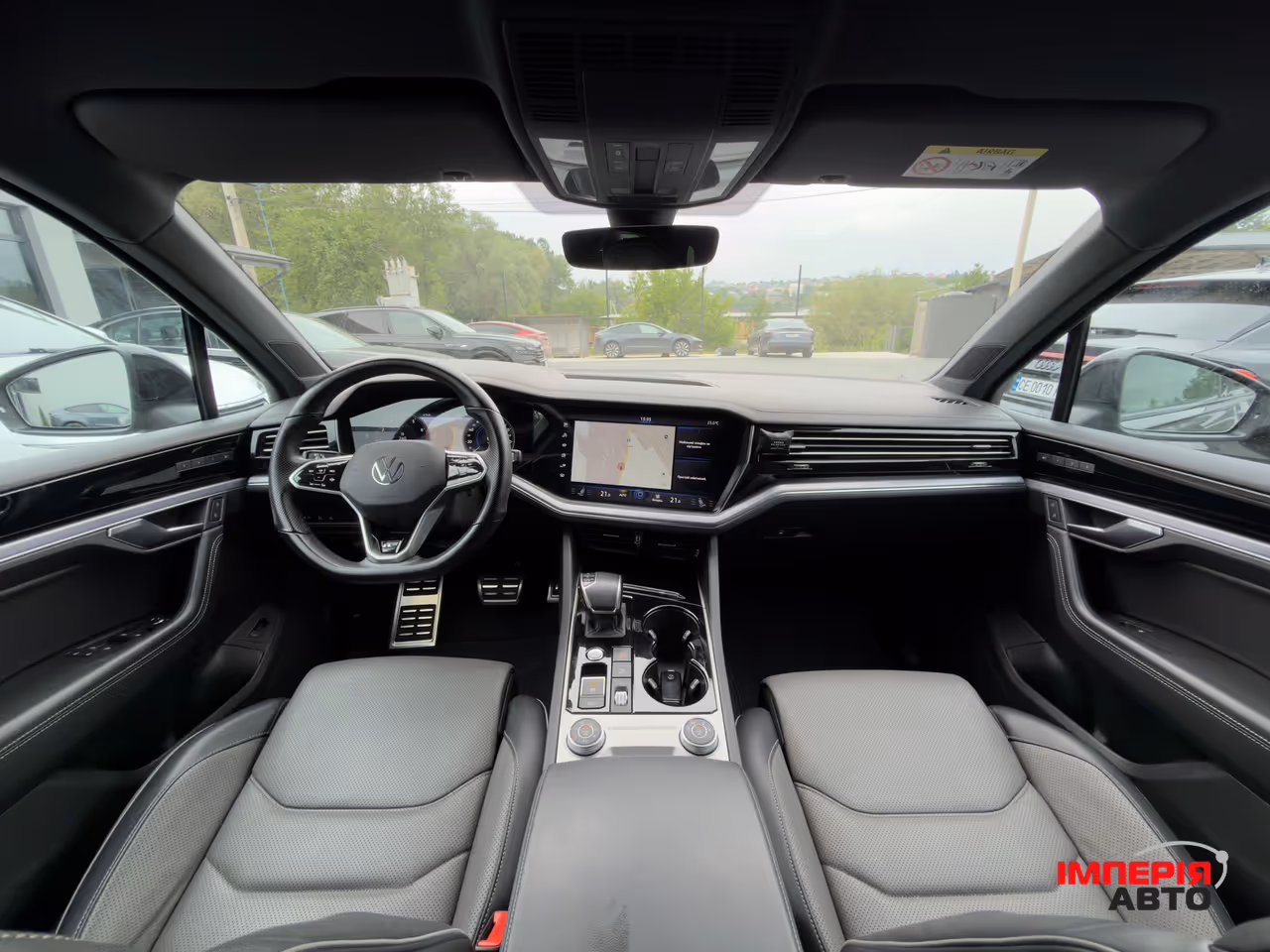 Volkswagen Touareg - фото 19