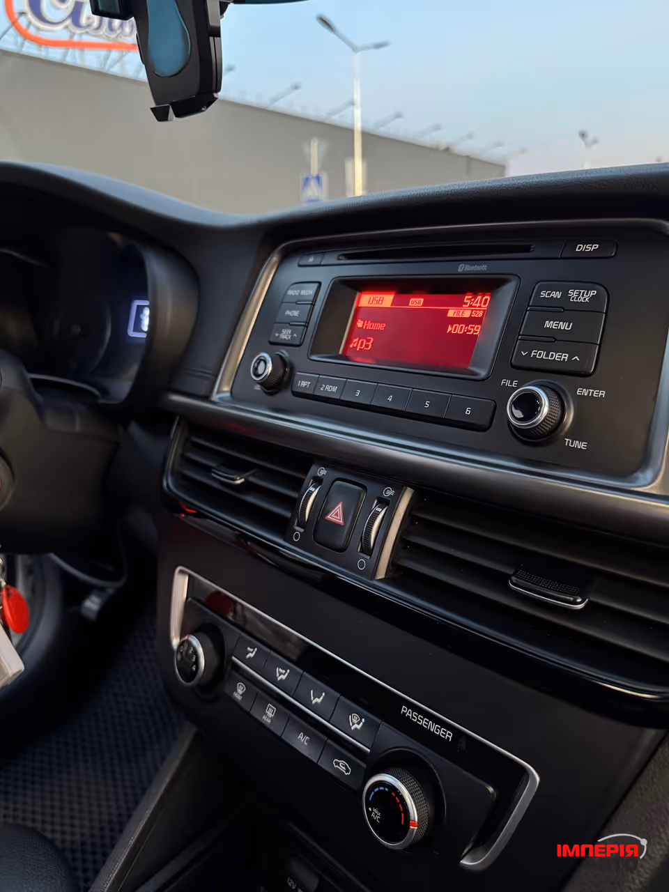 Kia K5 - фото 8