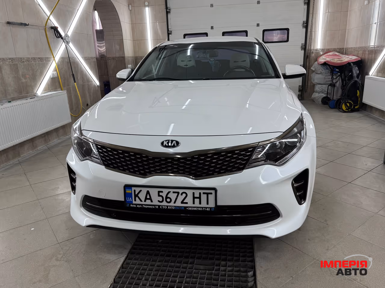 Kia K5 - фото 1