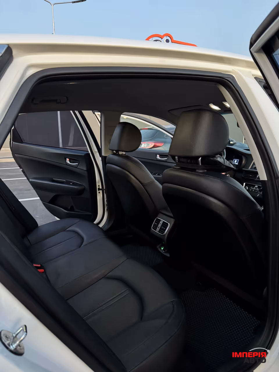 Kia K5 - фото 6