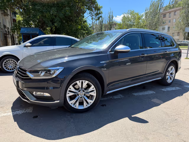 Volkswagen Passat - фото 3