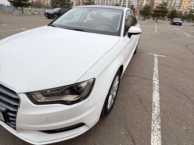 Audi A3 - фото 4