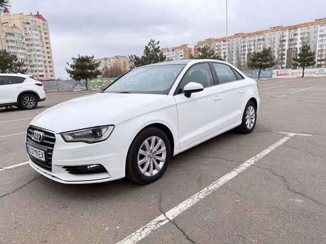 Audi A3 - фото 1