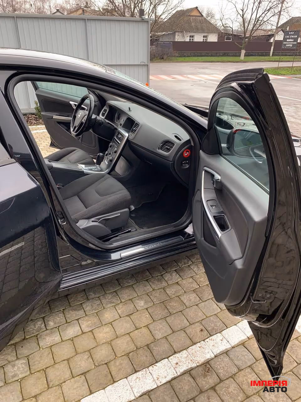 Volvo V60 - фото 16