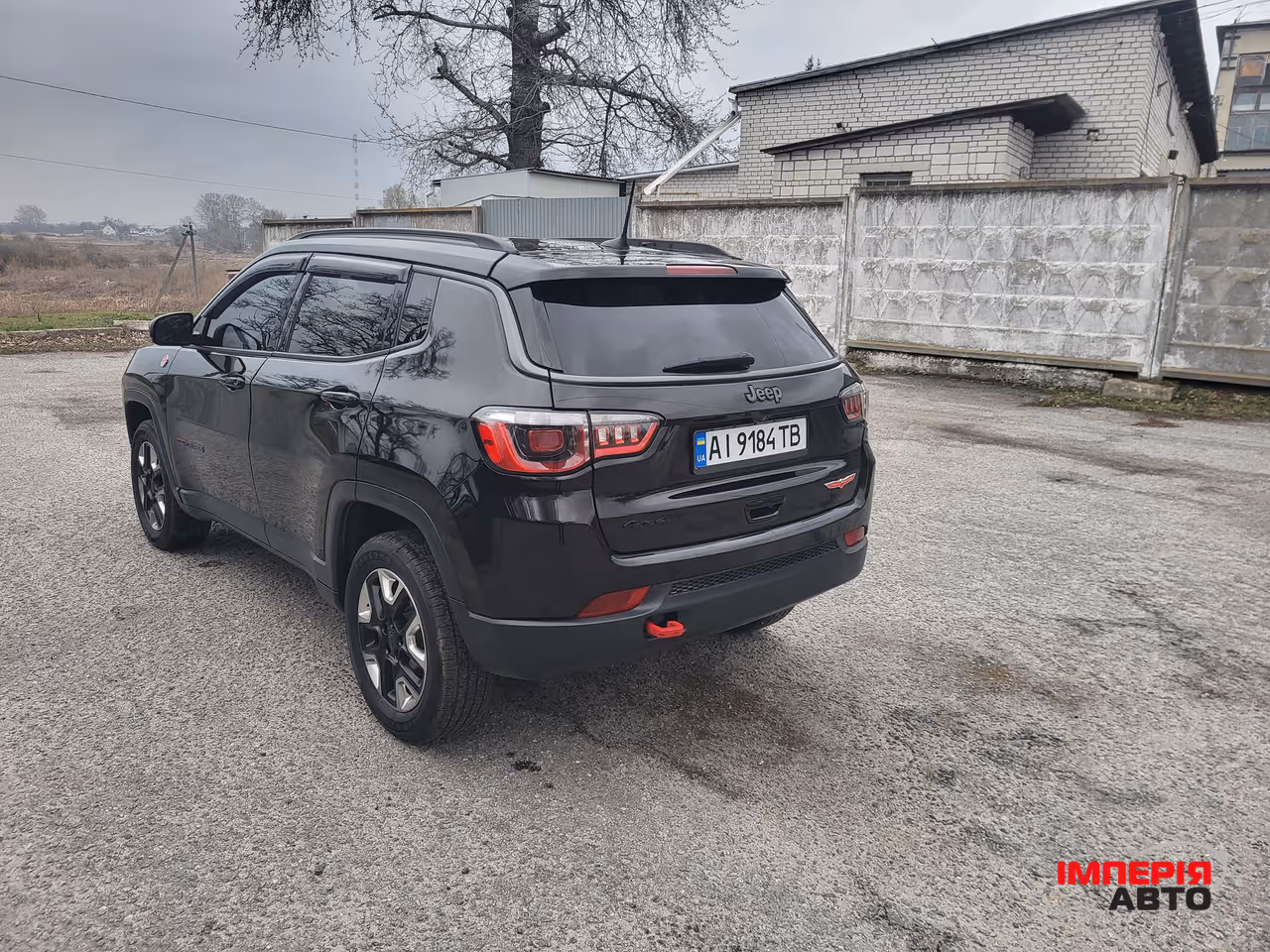 Jeep Compass - фото 2